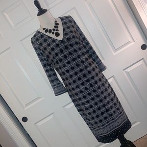 New Women’s L WHBM reversible stretch black dress